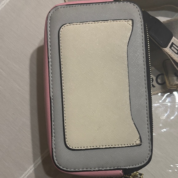 Marc Jacobs Pink and Gray Crossbody Bag - Picture 3 of 5